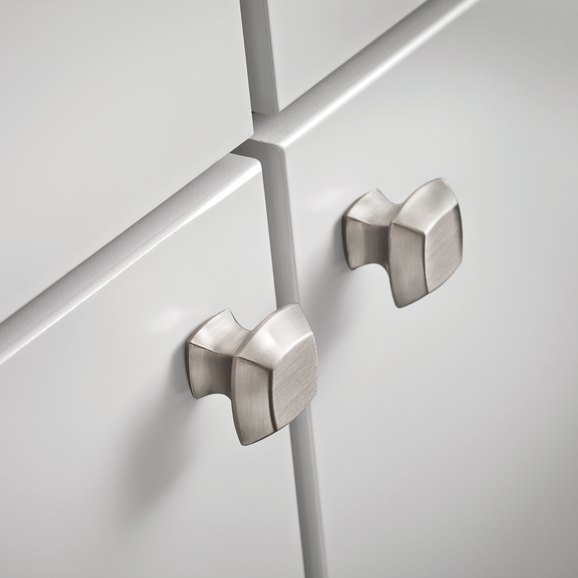 Satin Nickel / 1-1/4