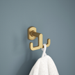 Satin Gold / 18