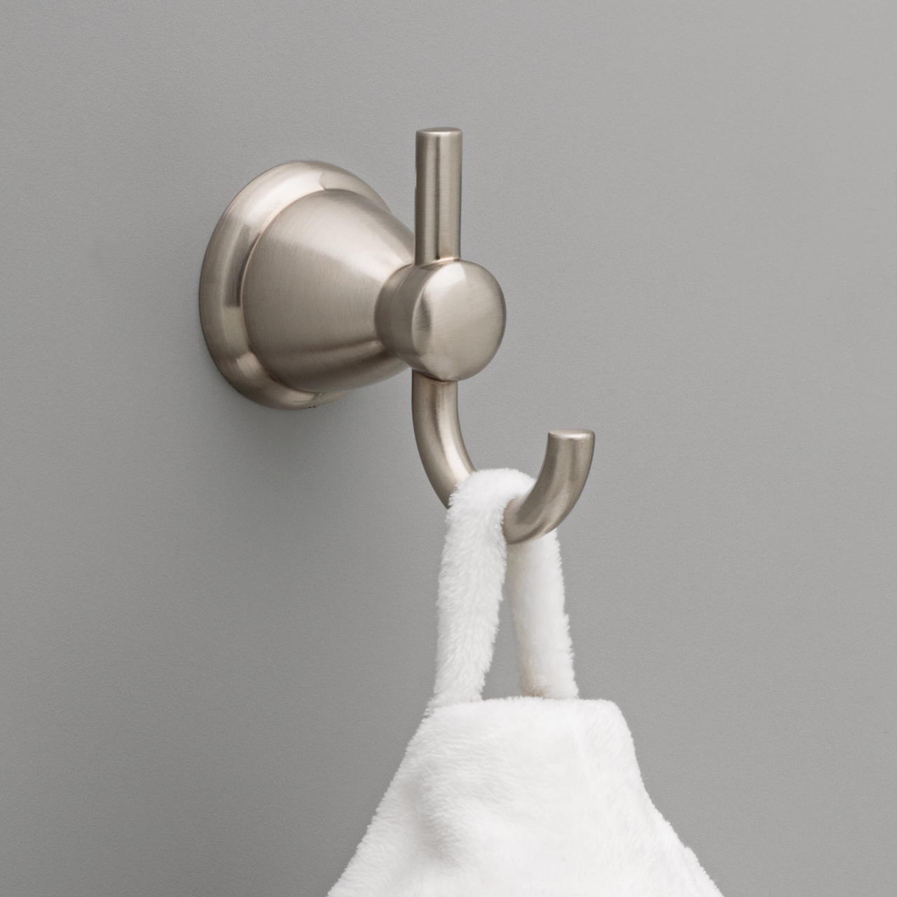 Satin Nickel / 18
