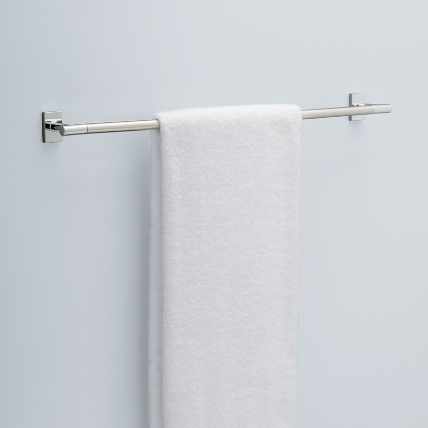 Polished Chrome / 18