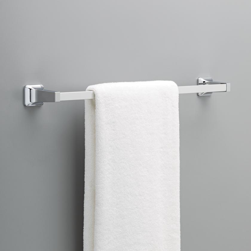 Polished Chrome / 18