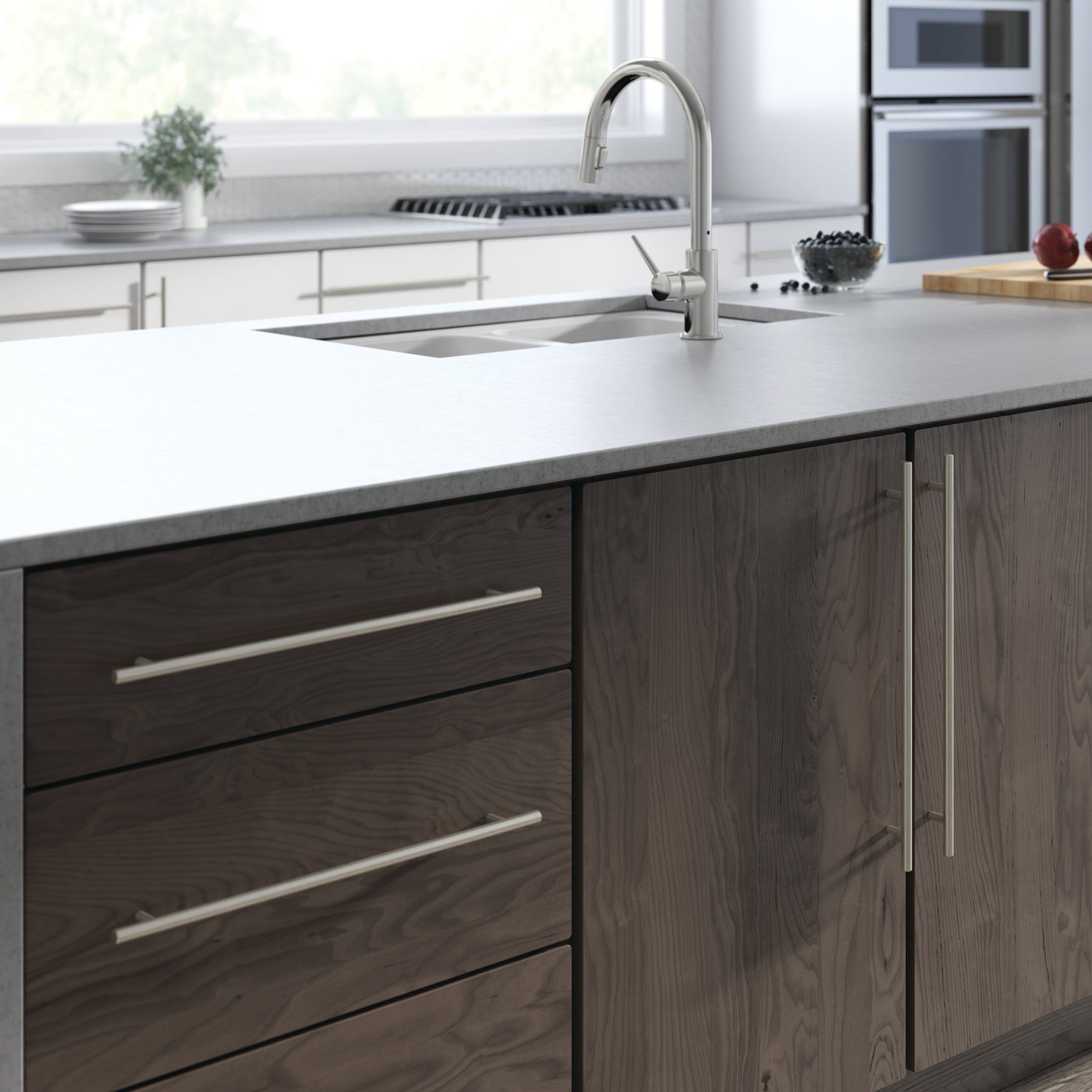 Stainless Steel / 15-1/8