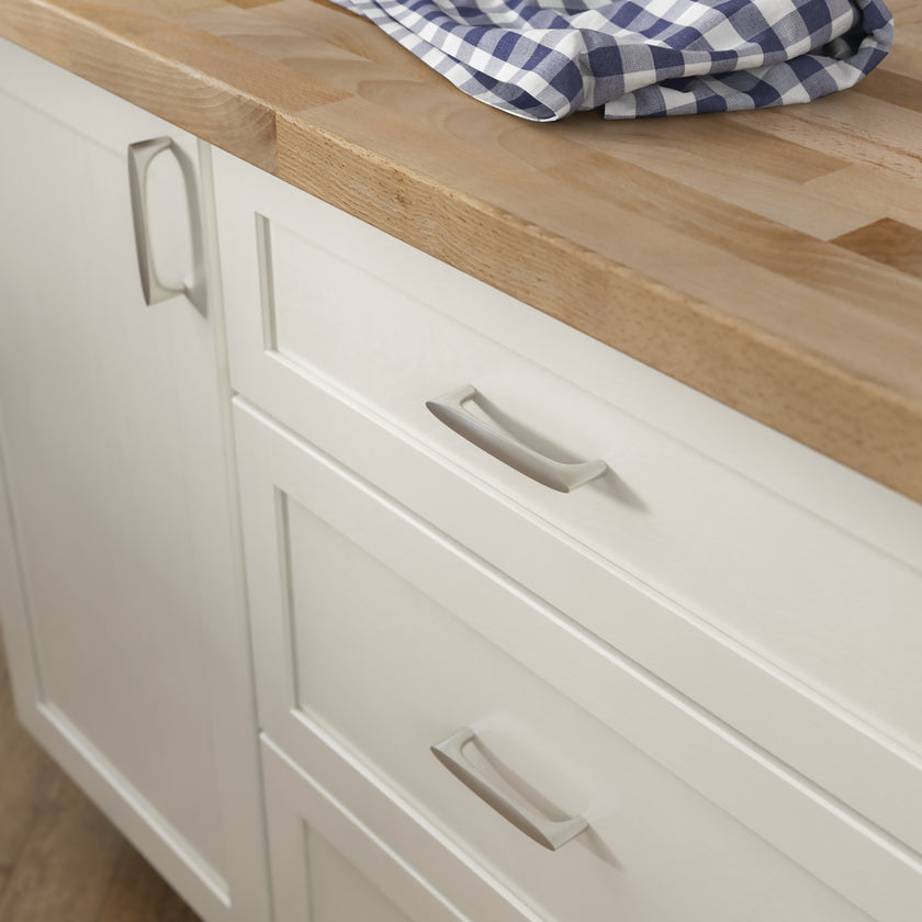 Satin Nickel / 3-3/4
