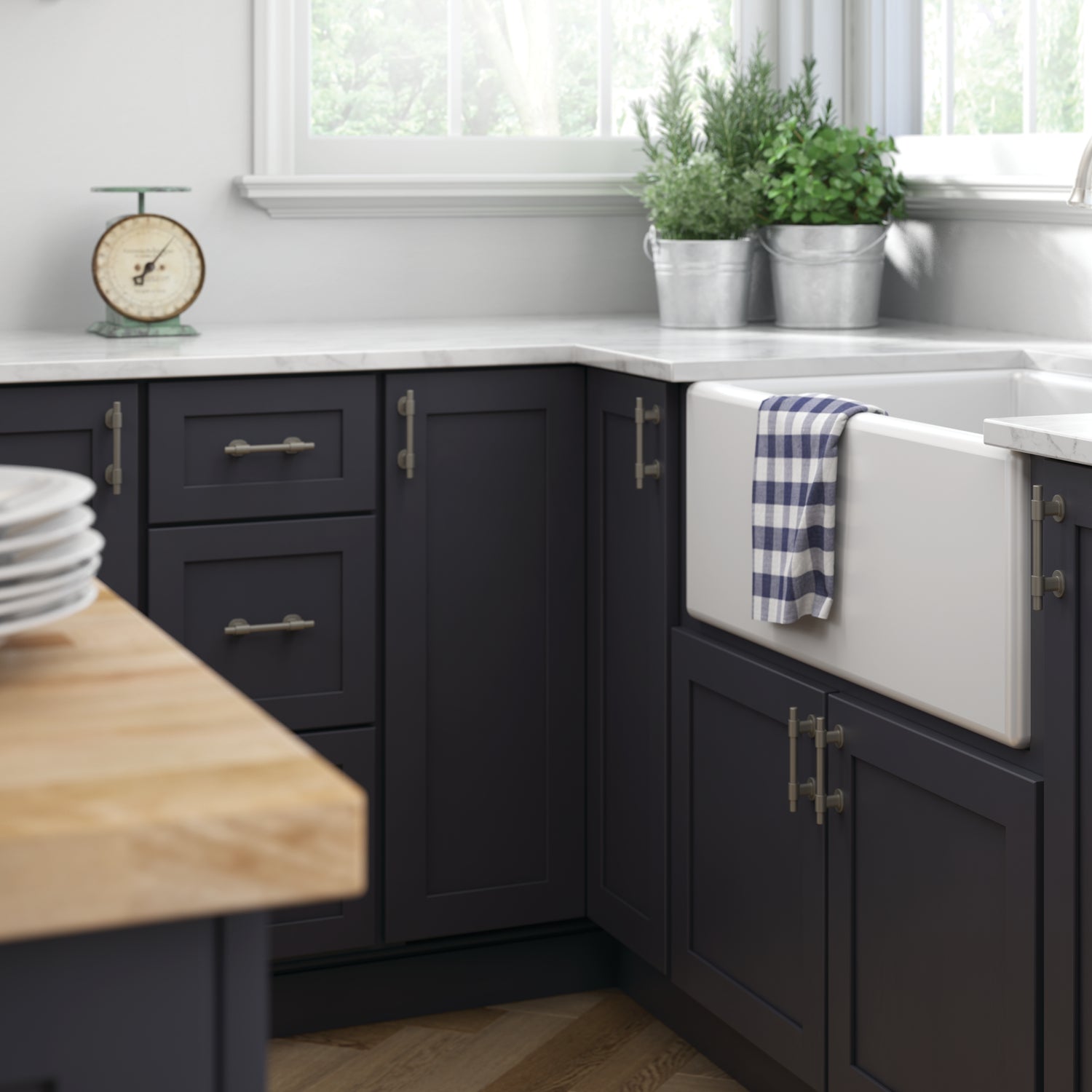 Satin Nickel / 1-3/8